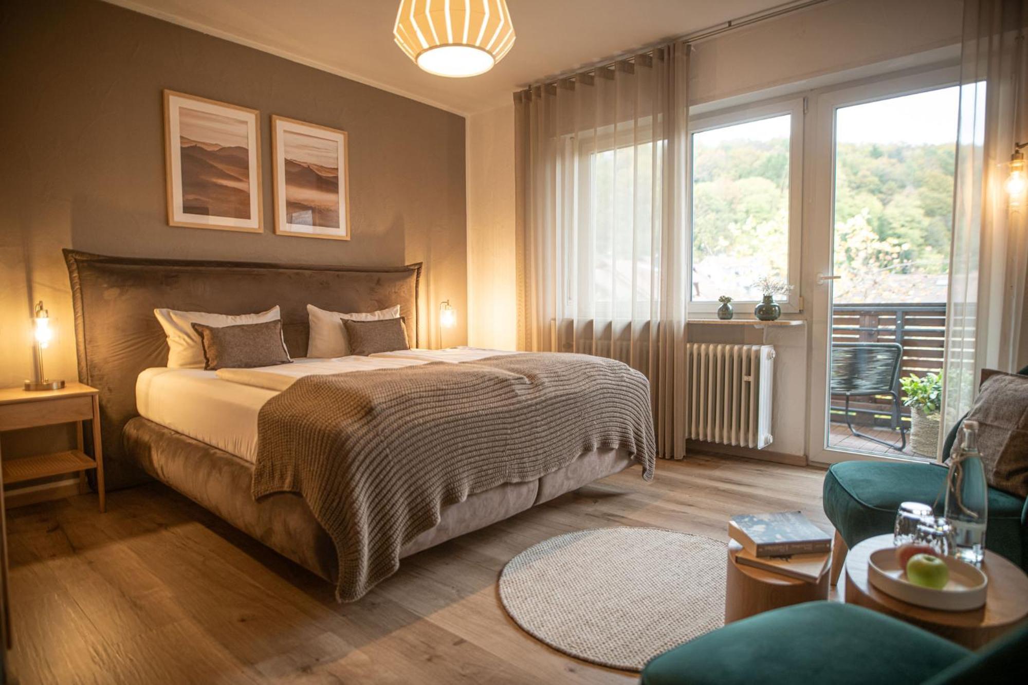 Landgasthaus & Zur Krone Hotel Dahn